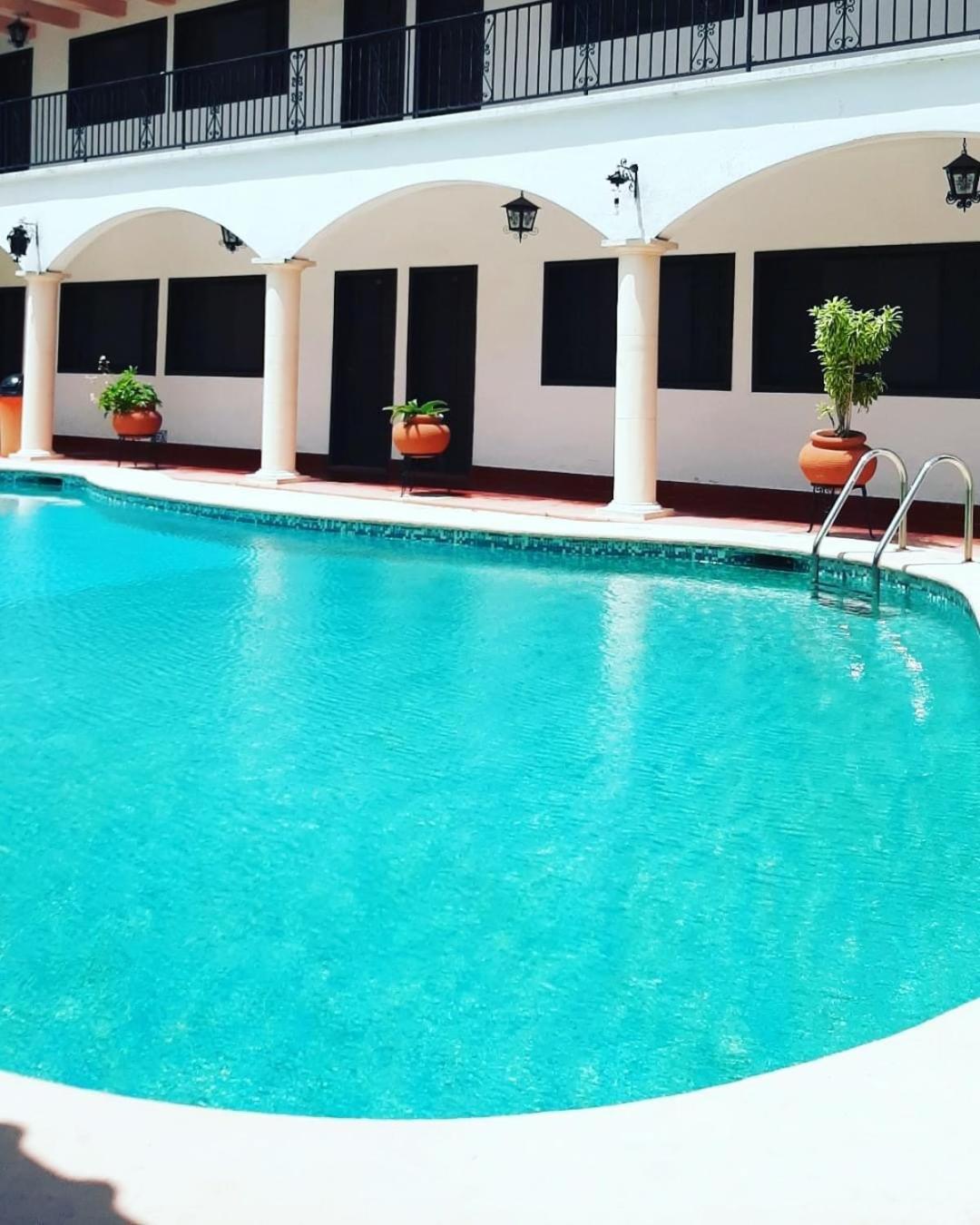 Hotel Zaci Valladolid  Kültér fotó