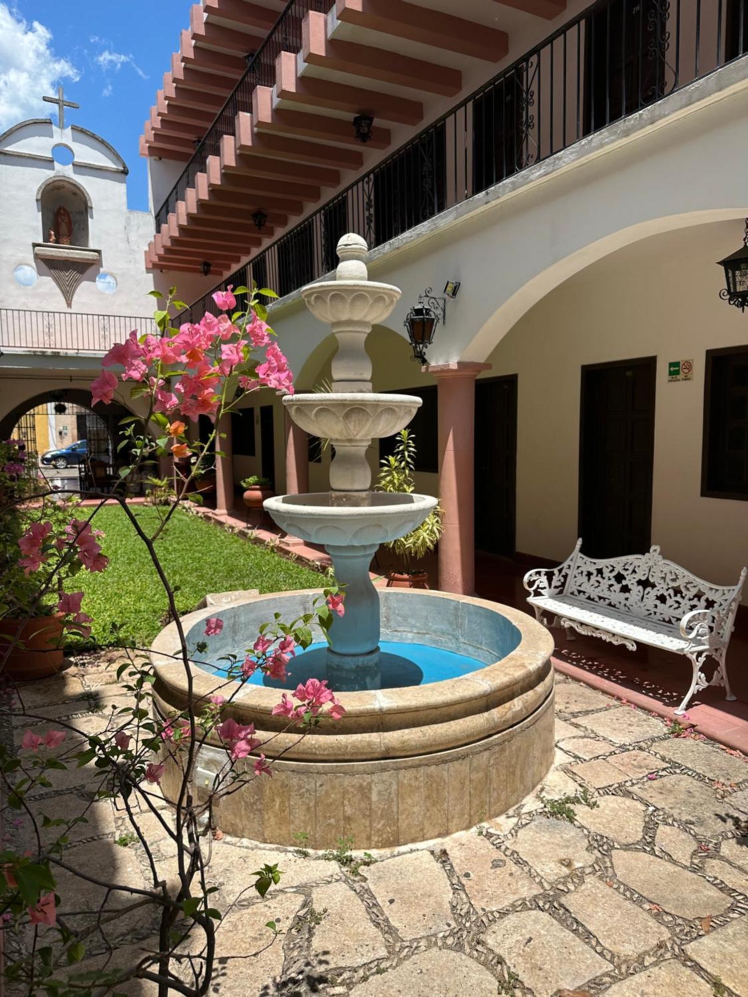 Hotel Zaci Valladolid  Kültér fotó